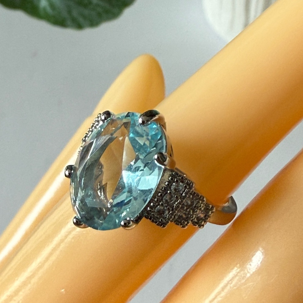 Fashion Jewelry Silver Ring with Light Blue Center Stone and Pavé Accents - Picture 7 of 8